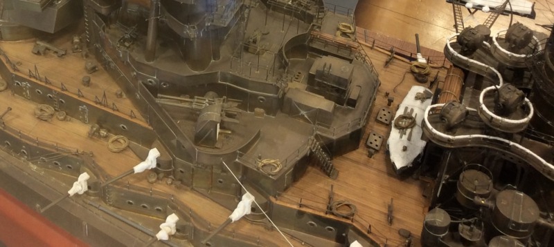 戦艦陸奥の模型を紹介する画像